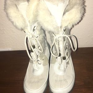 Size 8 Women’s Sporto Snow Winter Boots